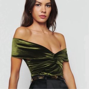 Reformation Ezlynn stretch velvet top